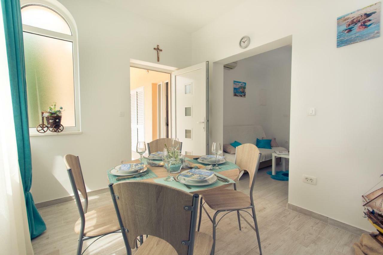 Apartments Kampanel Kaštela Екстериор снимка