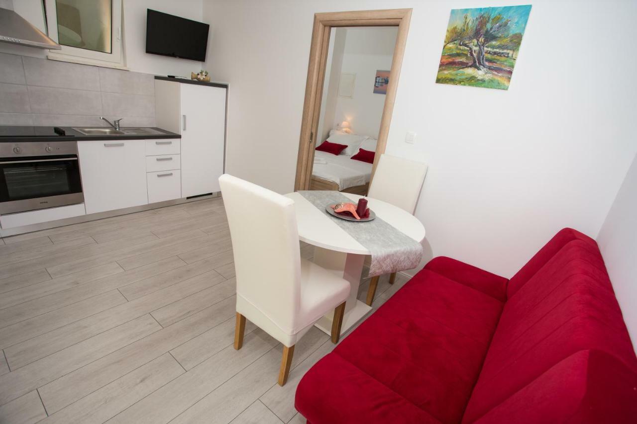 Apartments Kampanel Kaštela Екстериор снимка