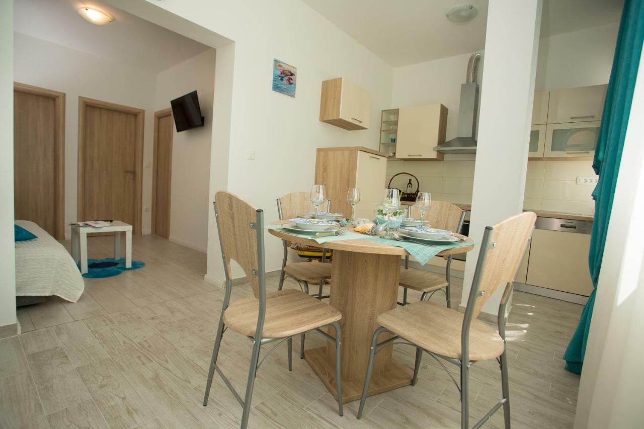 Apartments Kampanel Kaštela Екстериор снимка